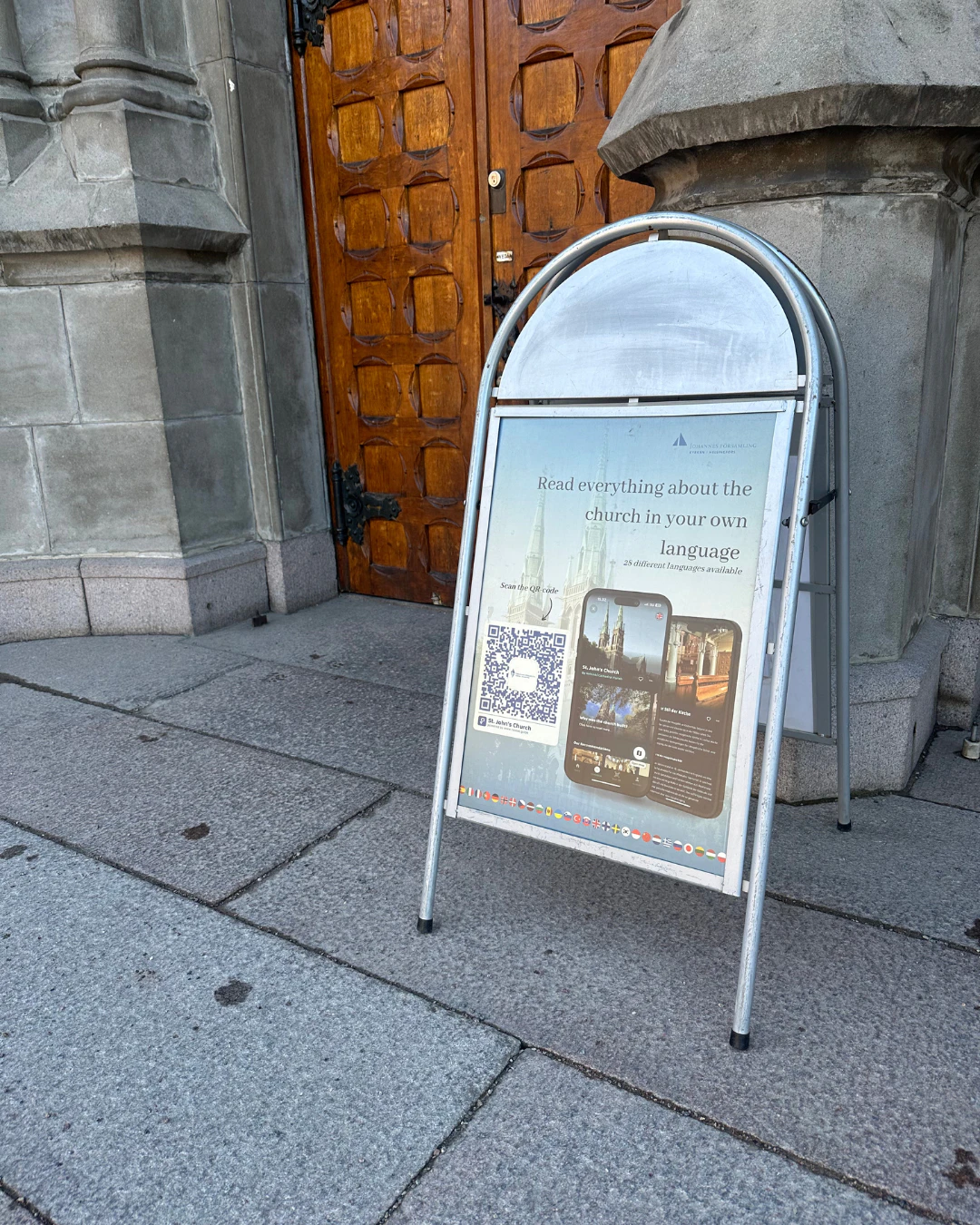 Why is the visitors’ phone the best device for destinations?